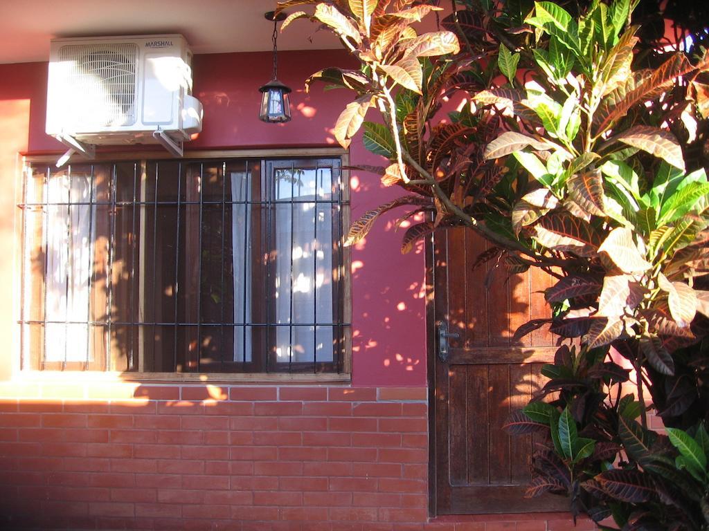 Alecrin Apart Puerto Iguazú Exterior foto